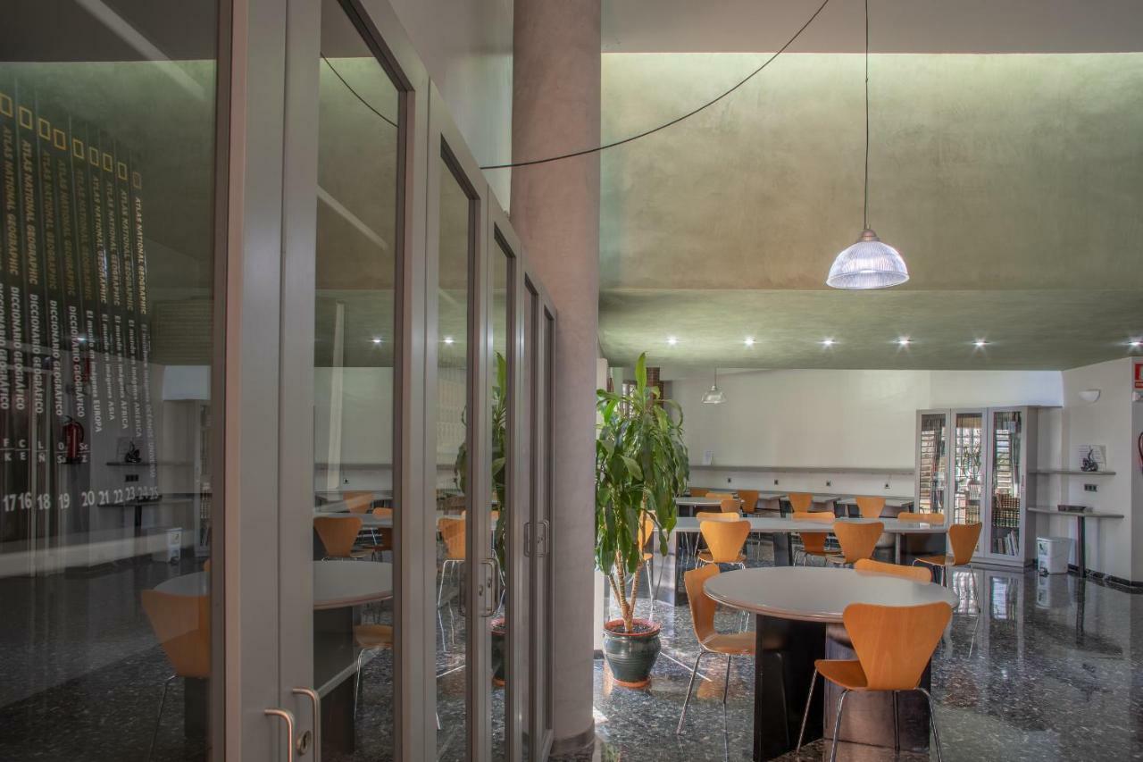 מלון סביליה Residencia Sagrado Corazon מראה חיצוני תמונה