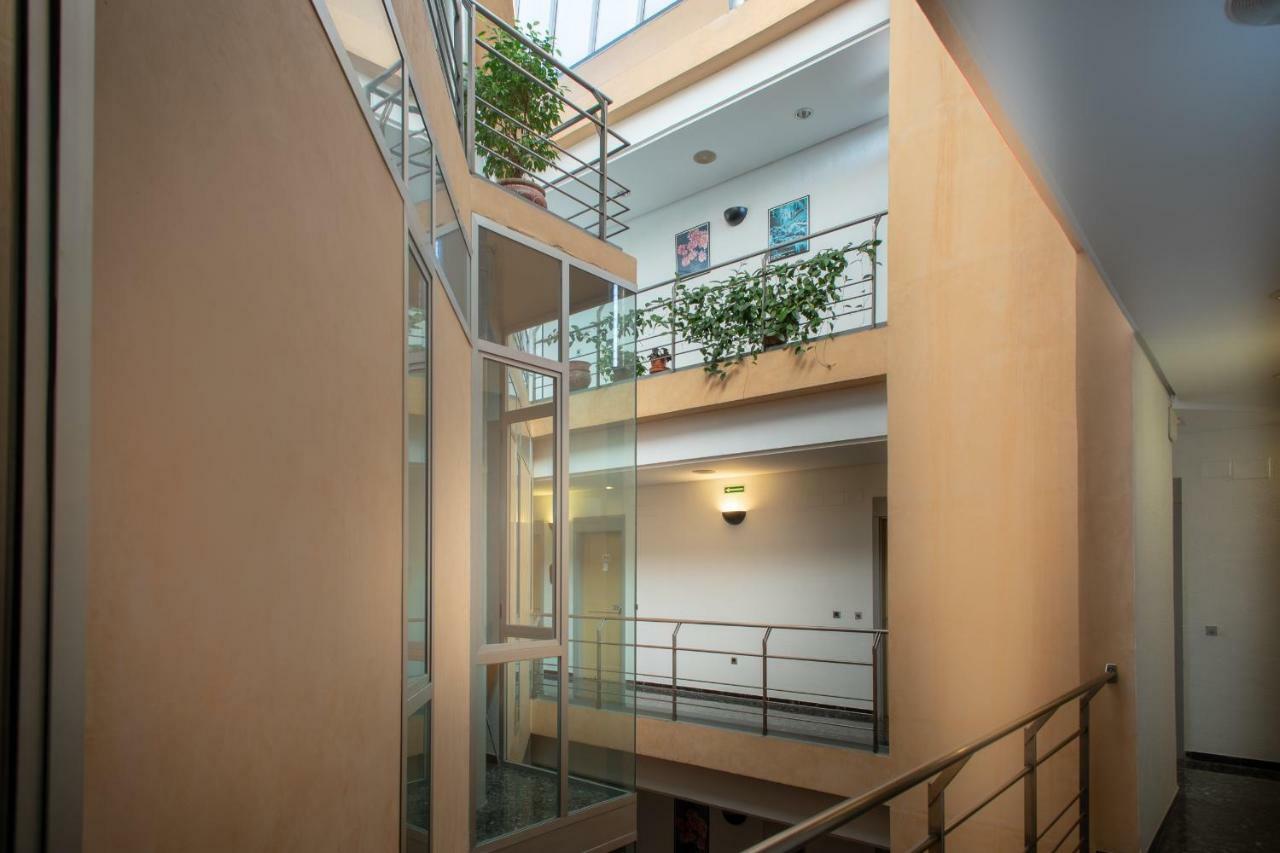 מלון סביליה Residencia Sagrado Corazon מראה חיצוני תמונה
